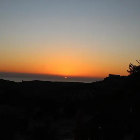 Casa de Campo To Spiti Tou Papa Sto Vouno *